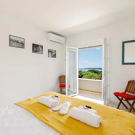 Les Trois Piliers Yourhosthelper Villa