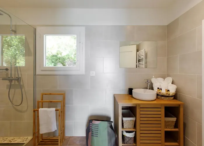 Les Trois Piliers Yourhosthelper * Sainte-Maxime